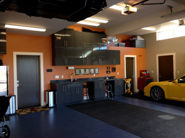Contemporary Garage